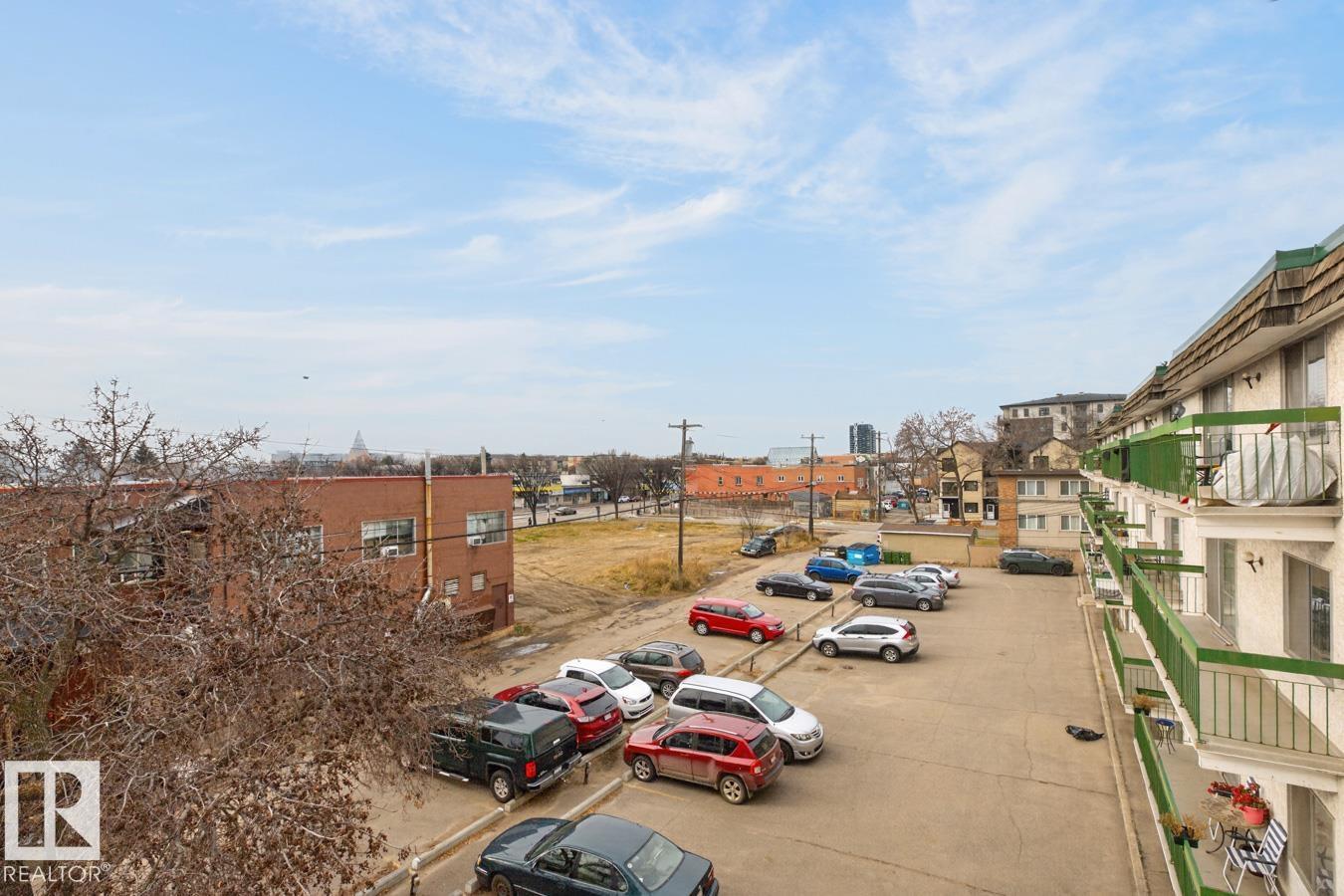 #402 9925 83 AV NW, photo 21 of 23