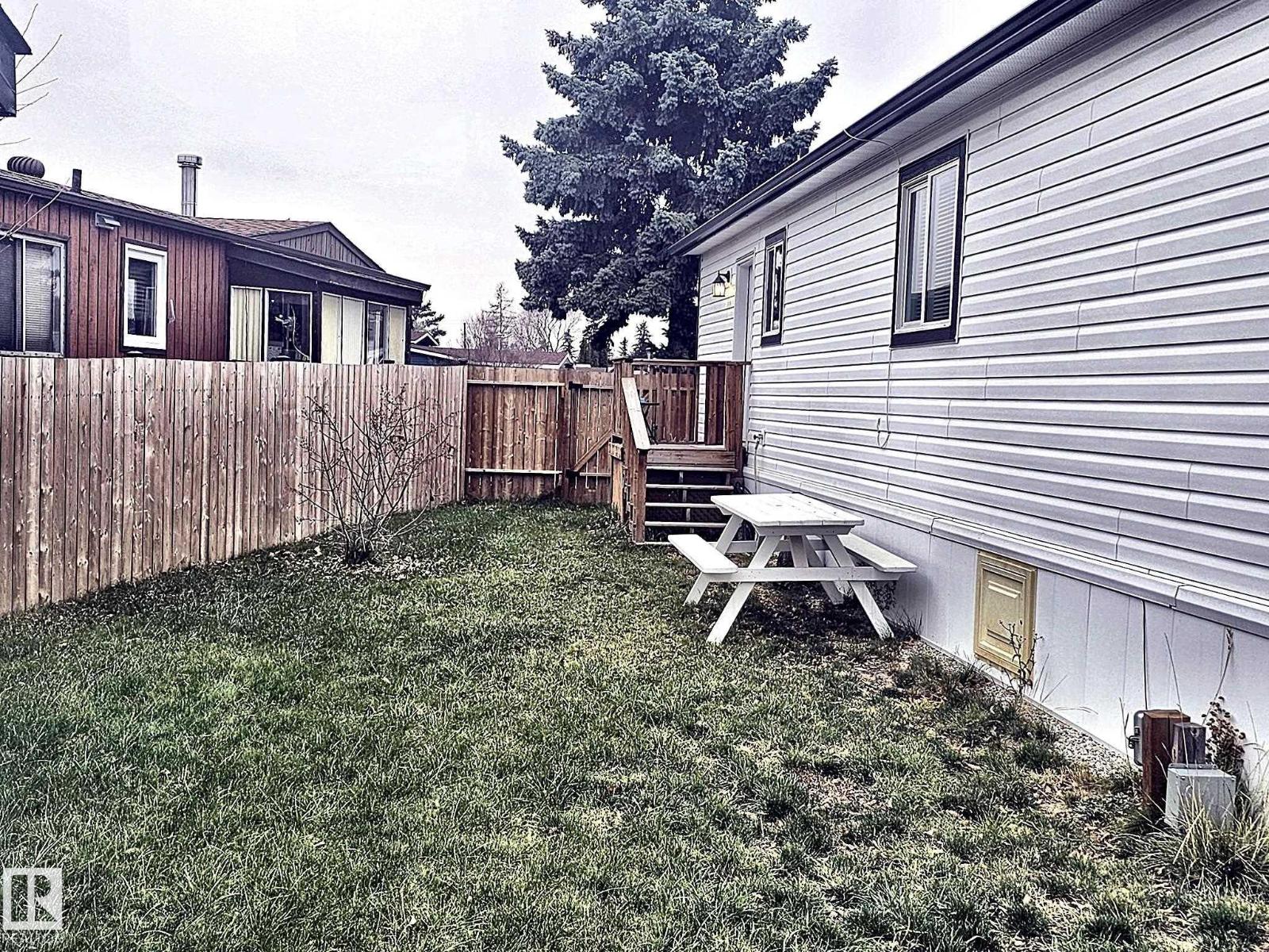 #8 12604 153 AV NW NW, Edmonton — photo 9