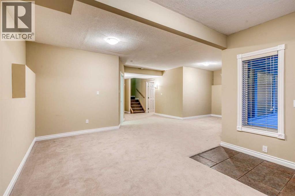 763 Cimarron Close, photo 33 of 46
