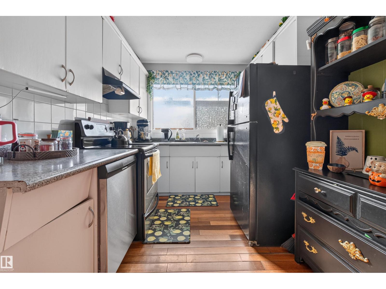 12711 90 ST NW, photo 6 of 27