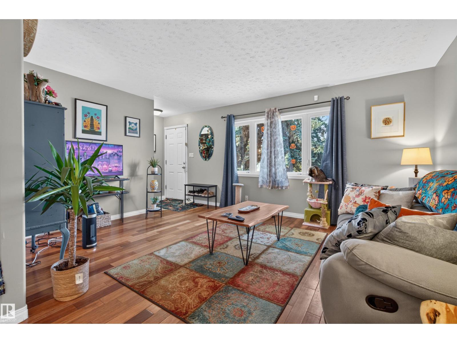 12711 90 ST NW, photo 3 of 27