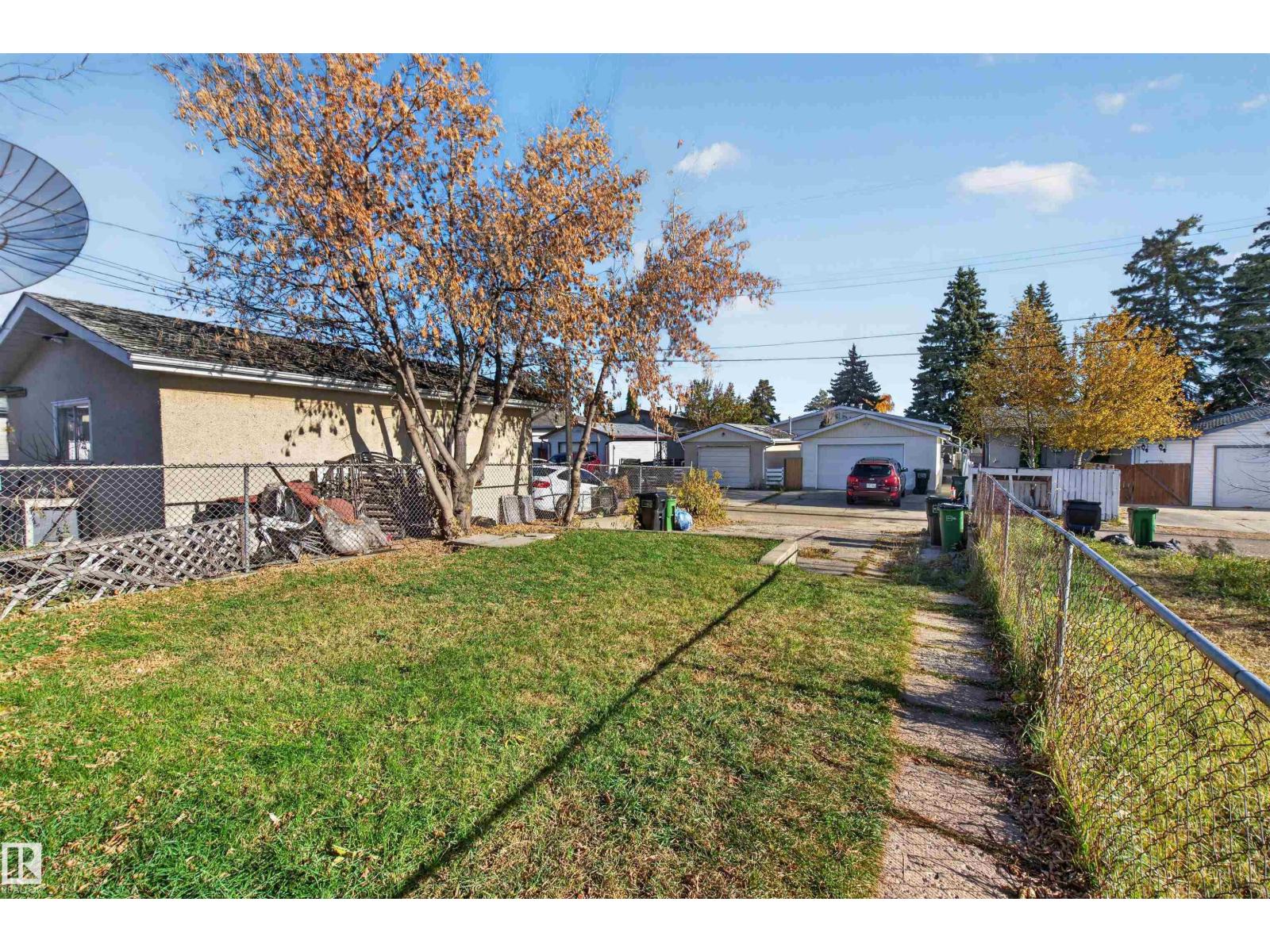 12711 90 ST NW, photo 22 of 27