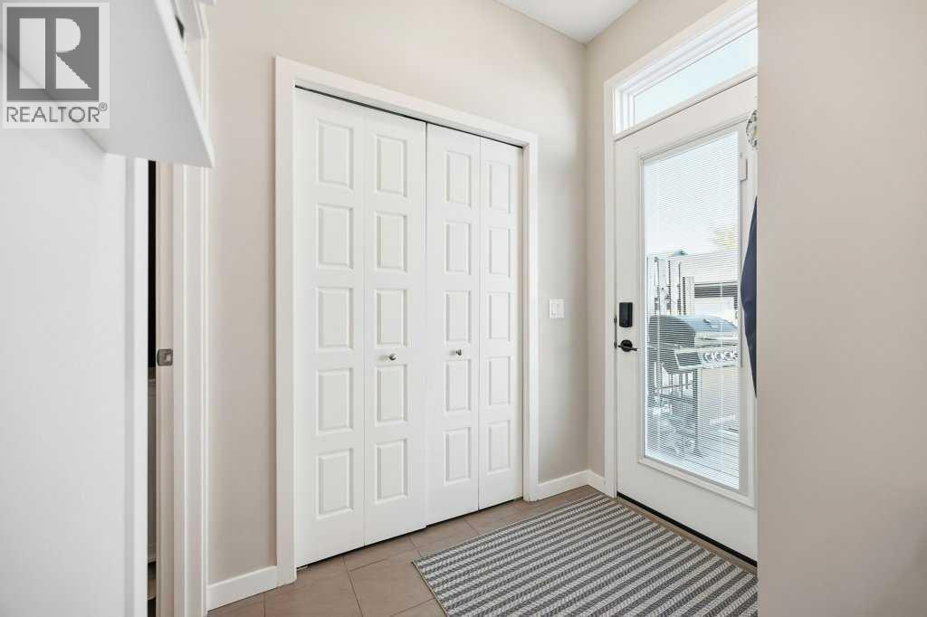 313 Seton Circle SE, photo 11 of 36