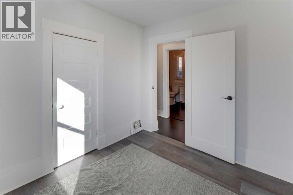 342 6 Avenue NE, Calgary — photo 22