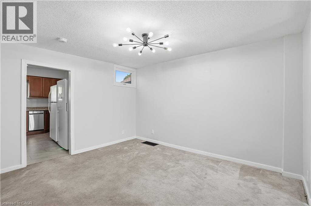 145 CAMPBELL Avenue - 9