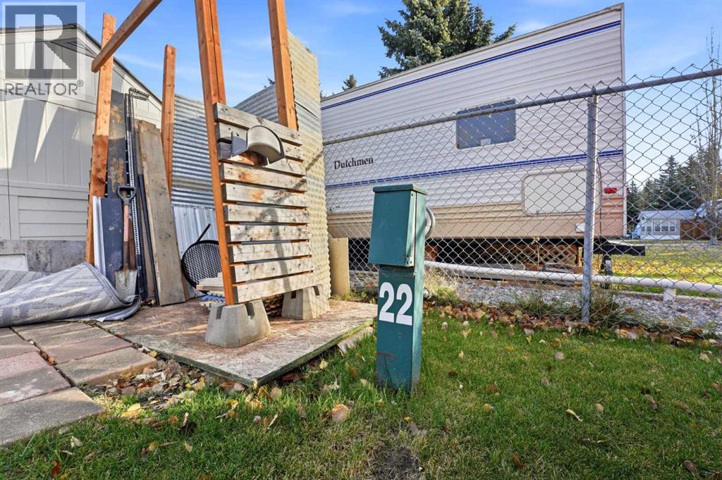 Listing photo – 22, 12040 Township Road 422, Rural Ponoka County