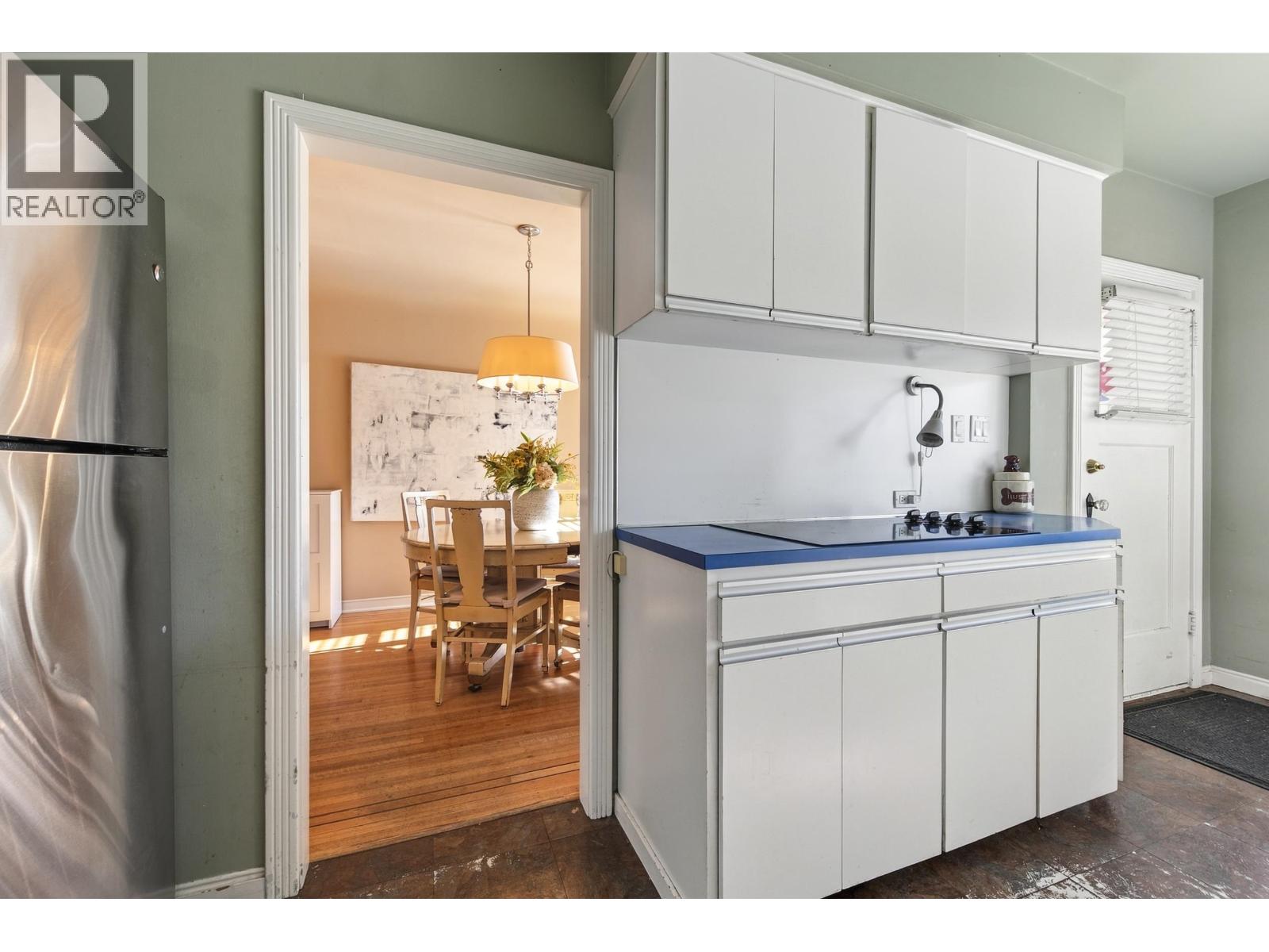 226 Peveril Avenue, Vancouver — photo 10