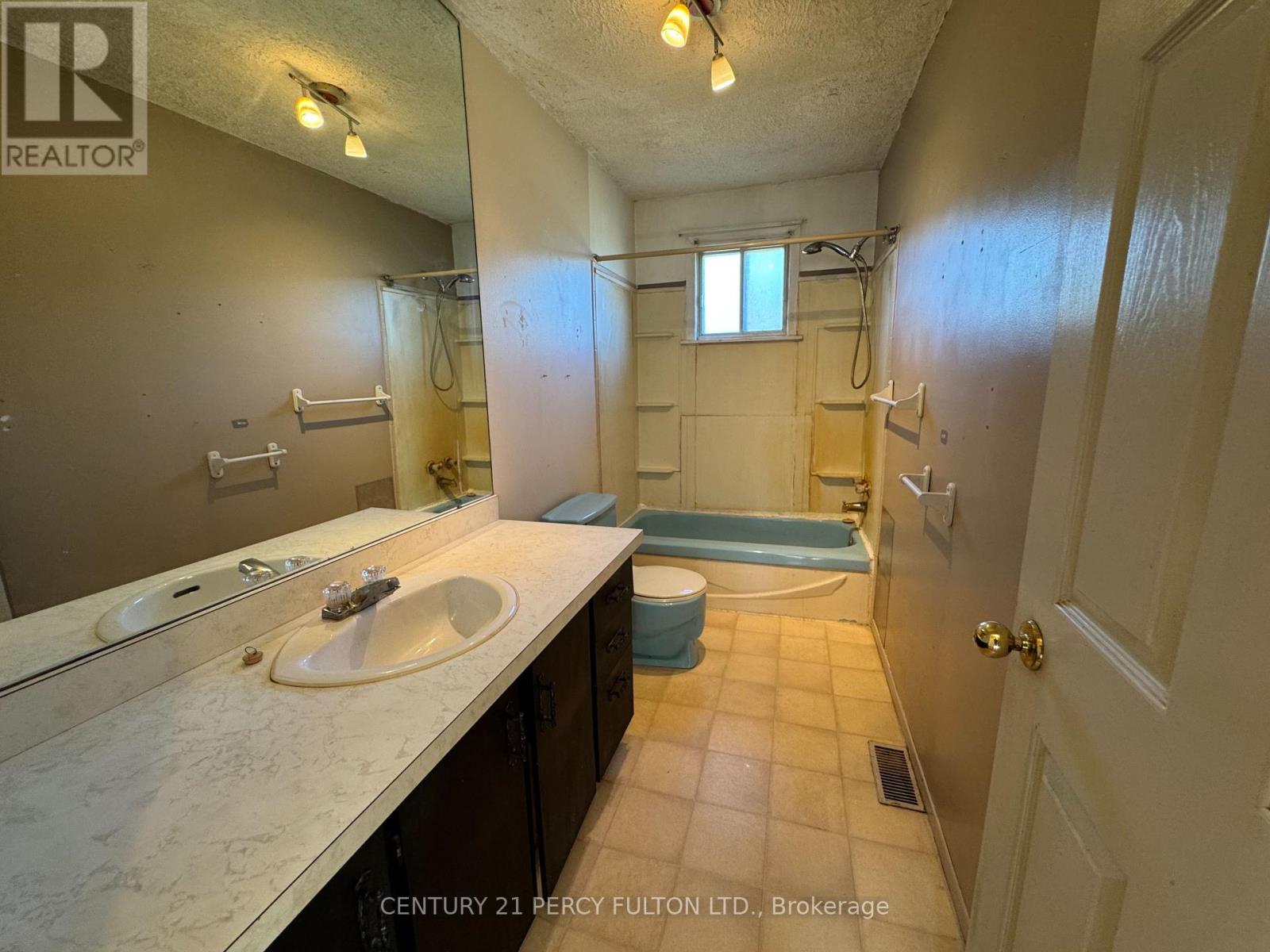 1343 B CHENAUX Road, Whitewater Region, ON photo 25