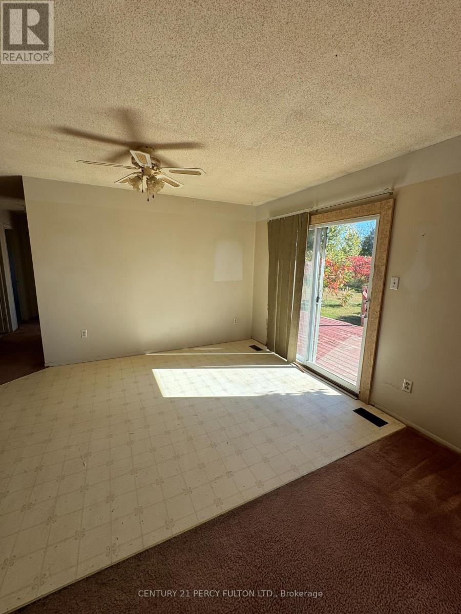 1343 B CHENAUX Road, Whitewater Region, ON photo 17