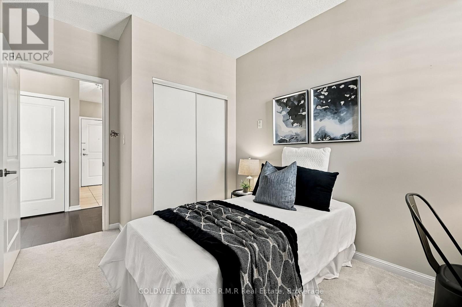 318- 54 Harvey Johnston Way, Whitby, ON photo 32