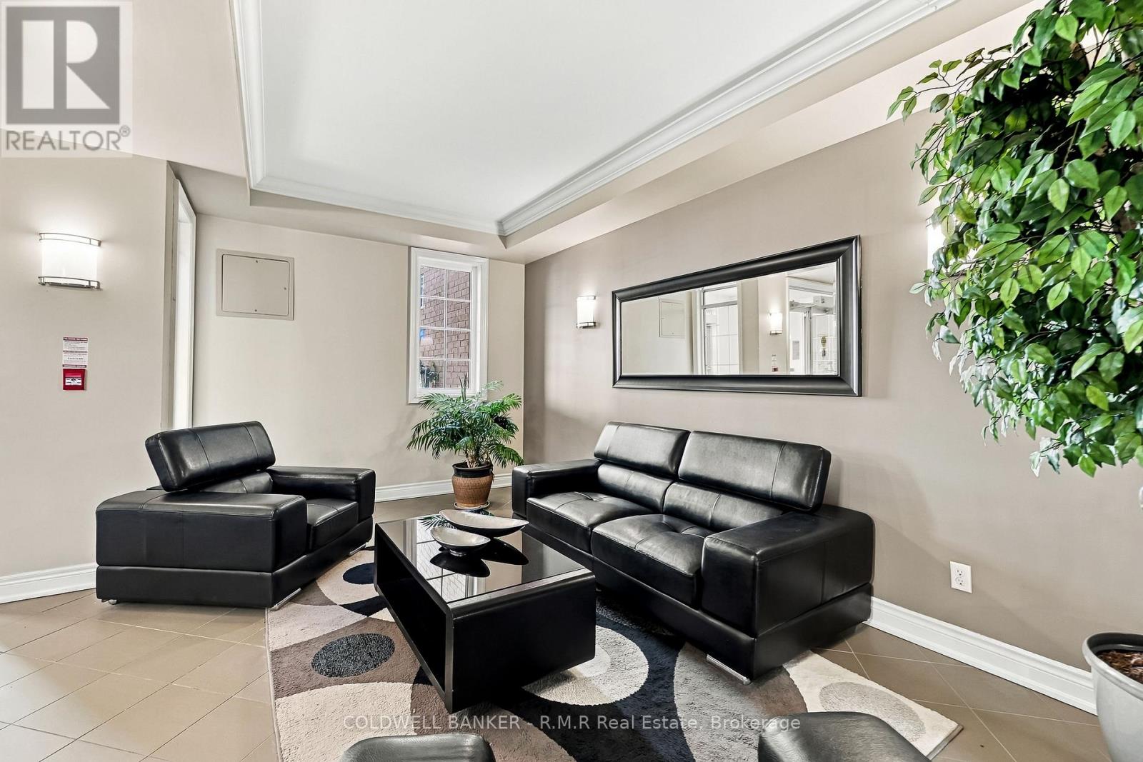 318- 54 Harvey Johnston Way, Whitby, ON photo 6