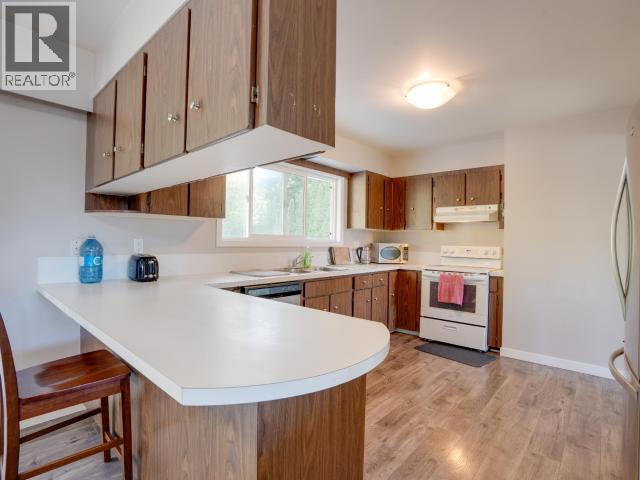 6280 KING AVE, Powell River