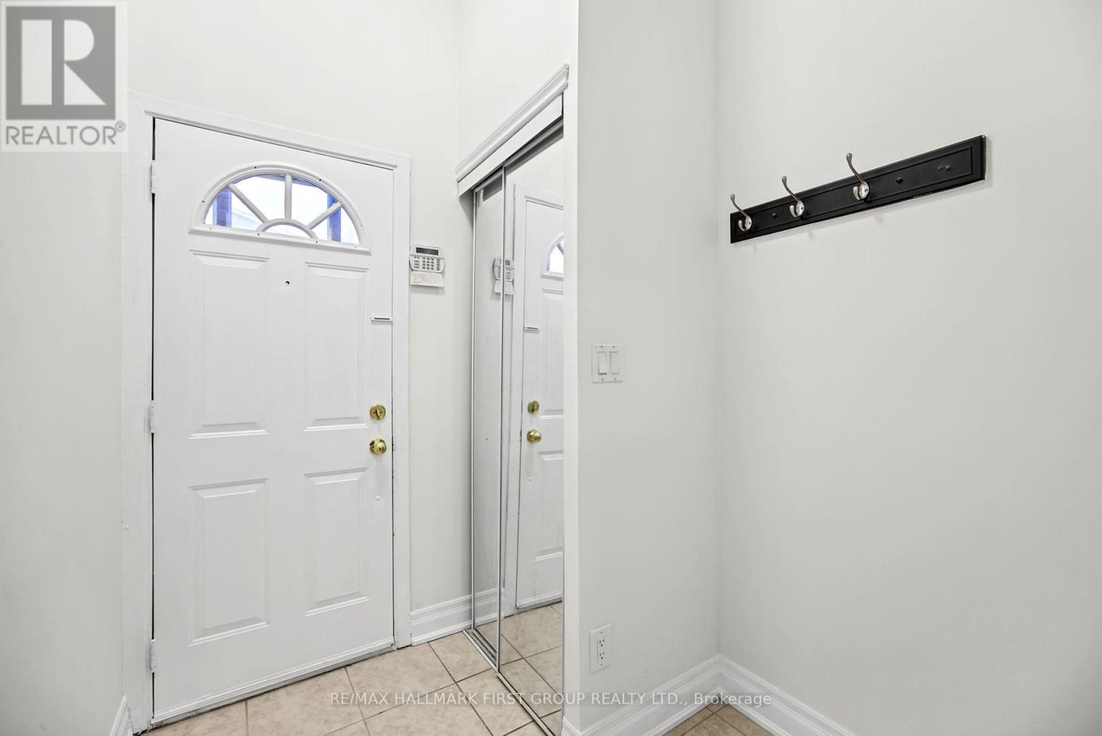 196- 41 Collinsgrove Road, Toronto, ON photo 3