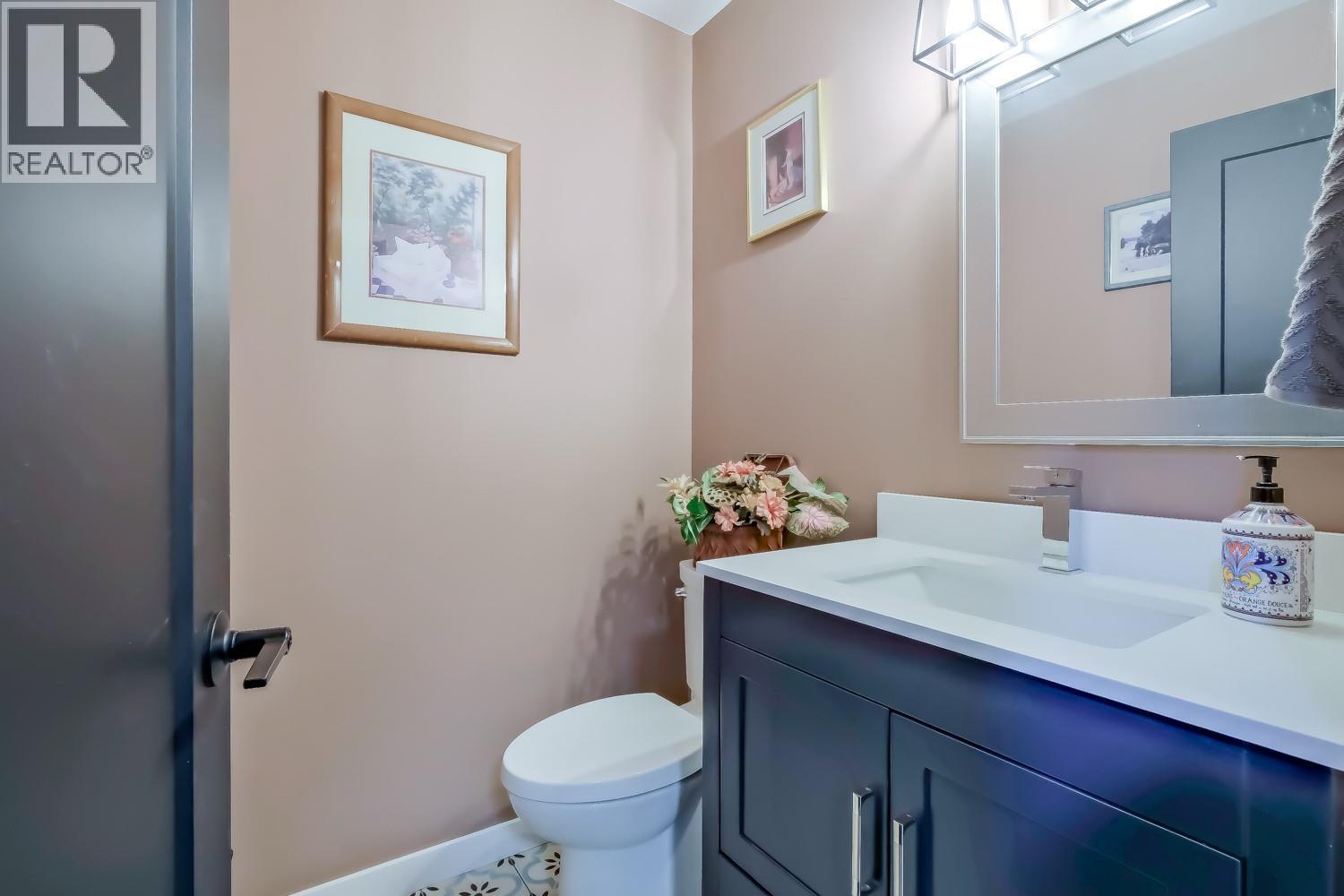 2830 PARIS Street, Penticton - Image 1