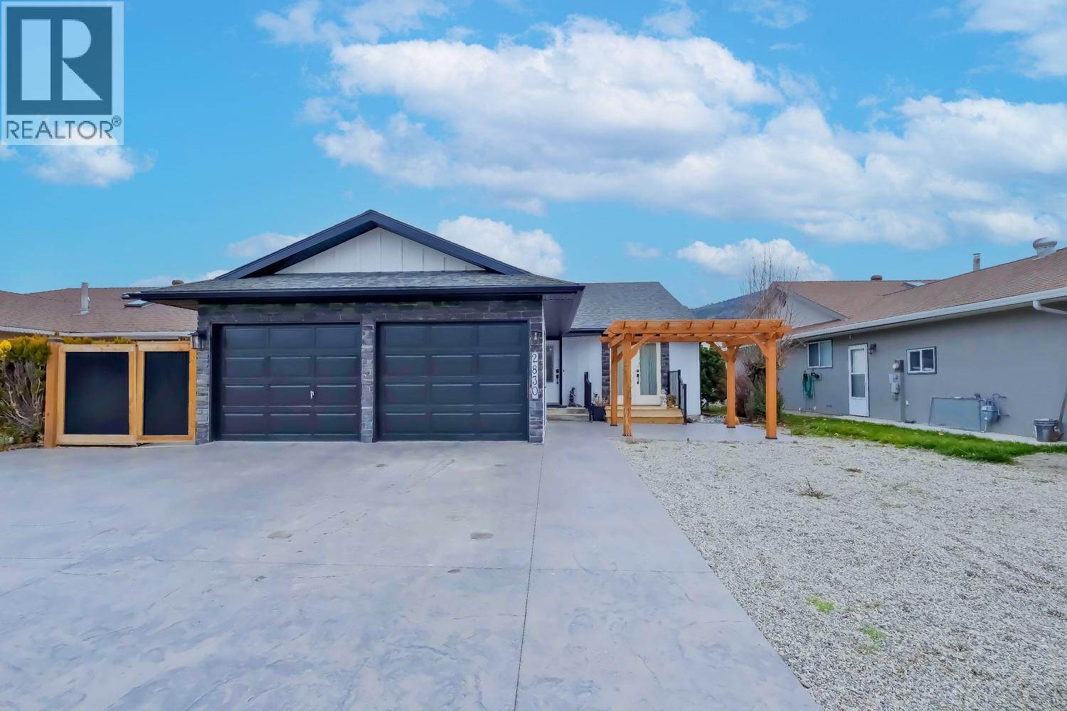 2830 PARIS Street, Penticton - Image 1