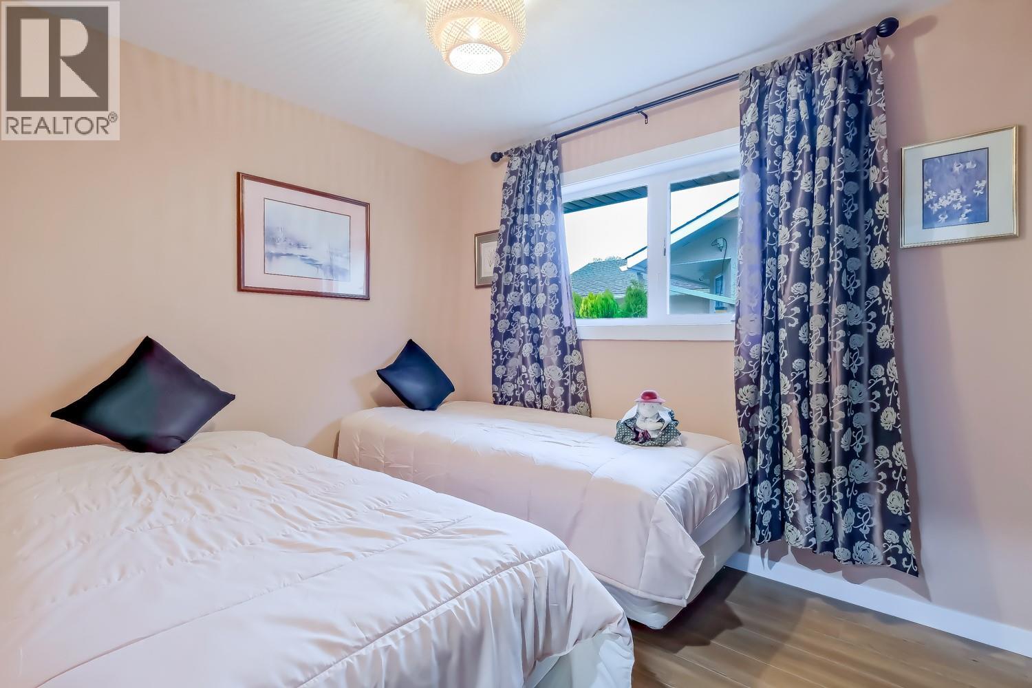 2830 PARIS Street, Penticton - Image 1