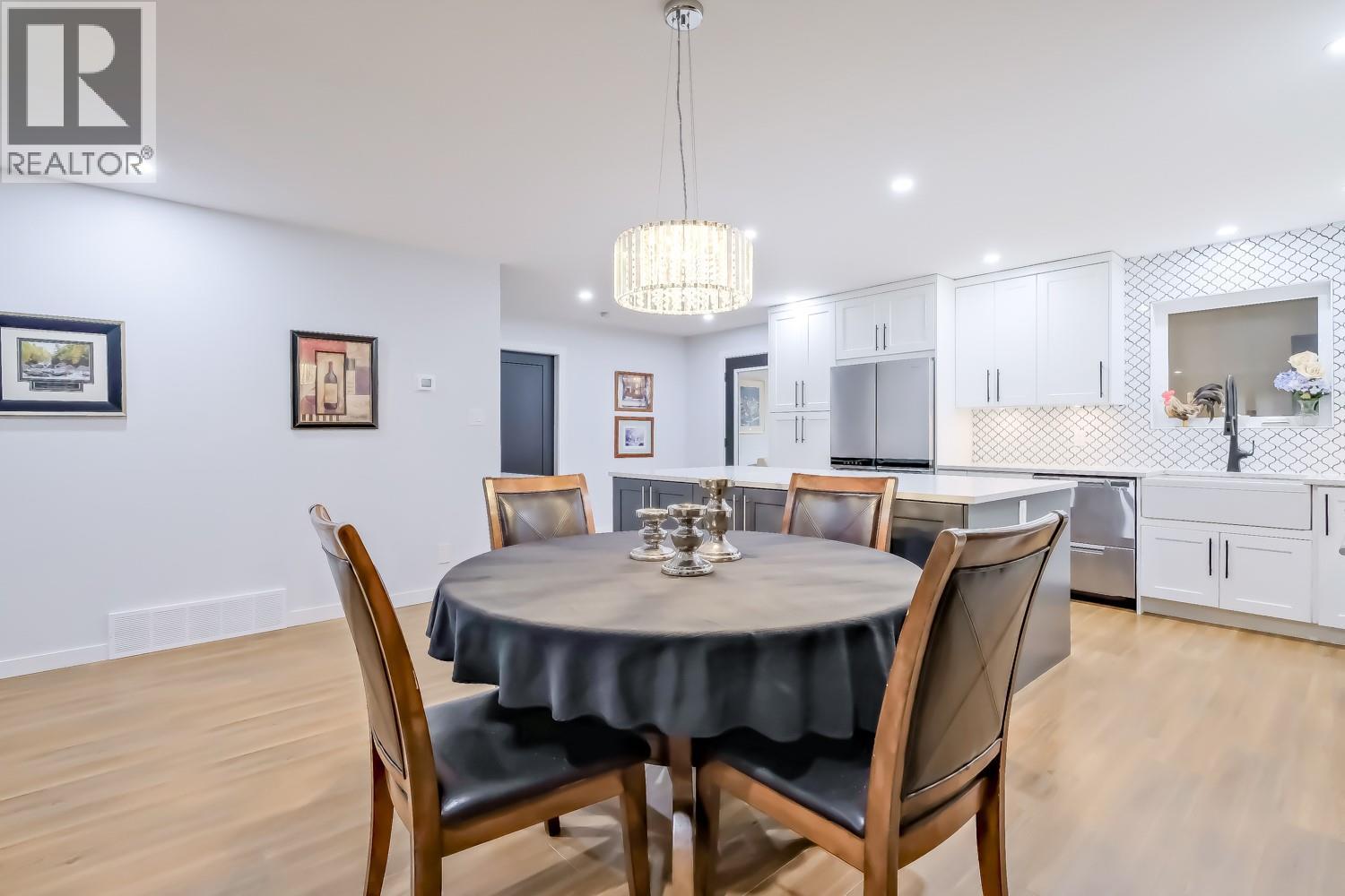 2830 PARIS Street, Penticton - Image 1