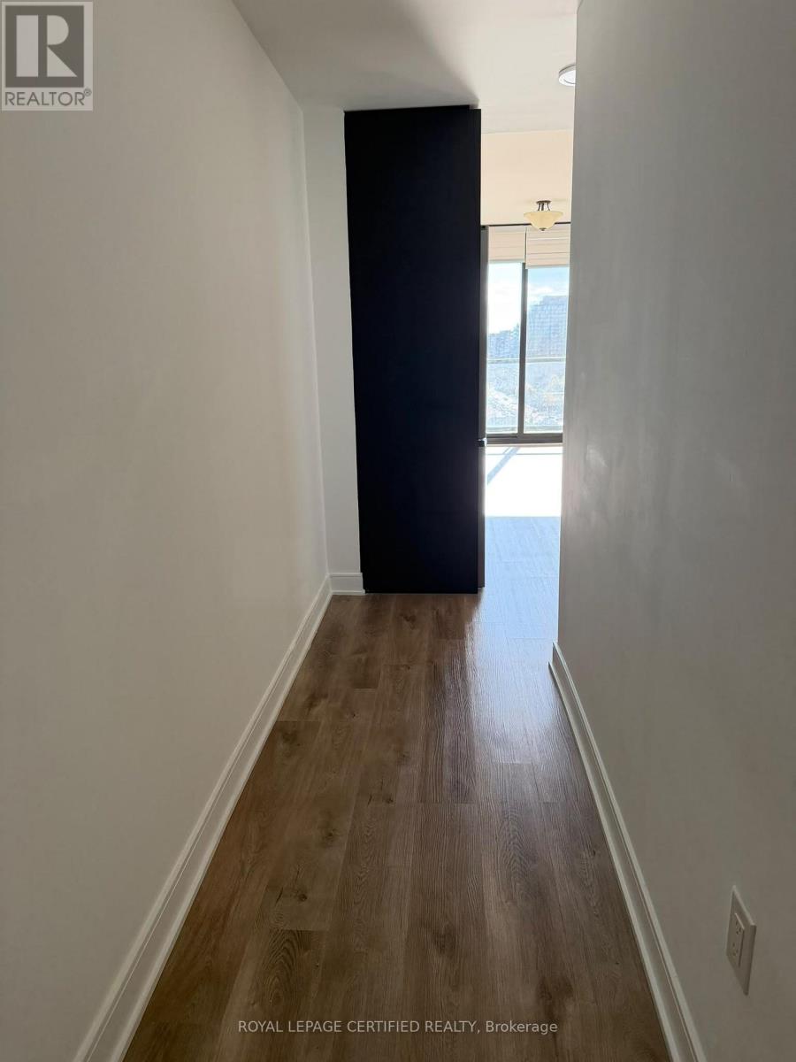 1121- 86 DUNDAS Street, Mississauga, ON photo 5