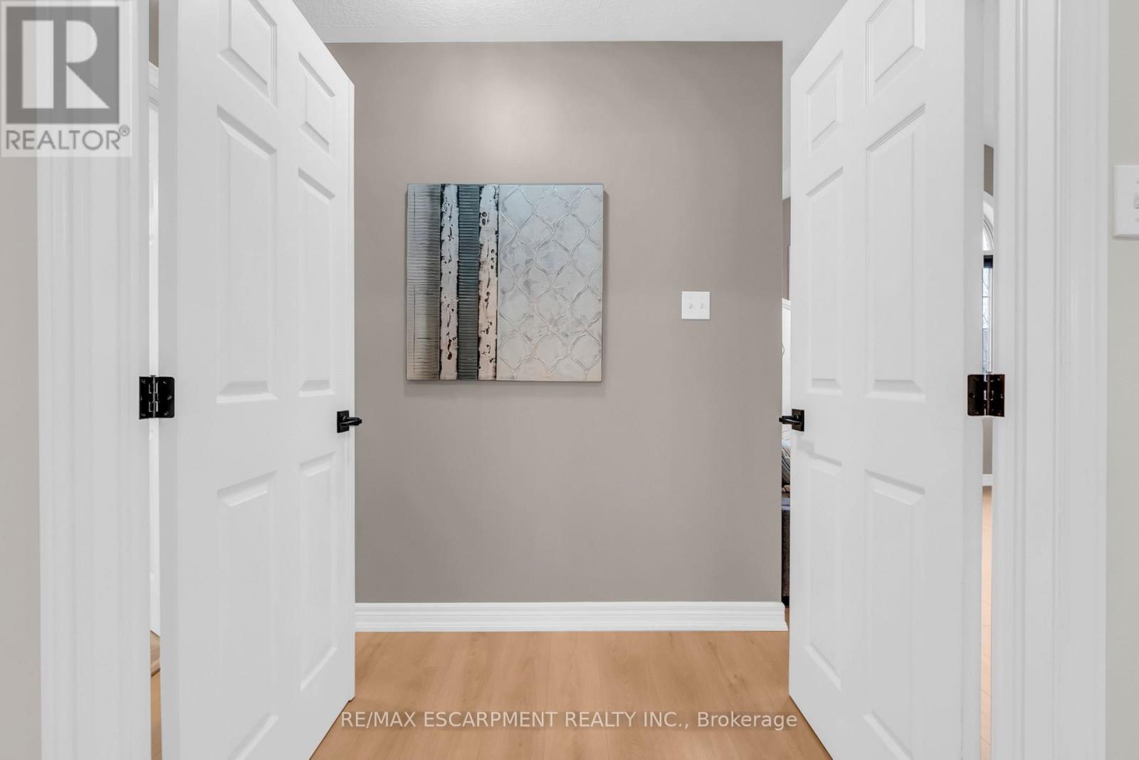 186 Southbrook Drive, Hamilton, ON photo 29