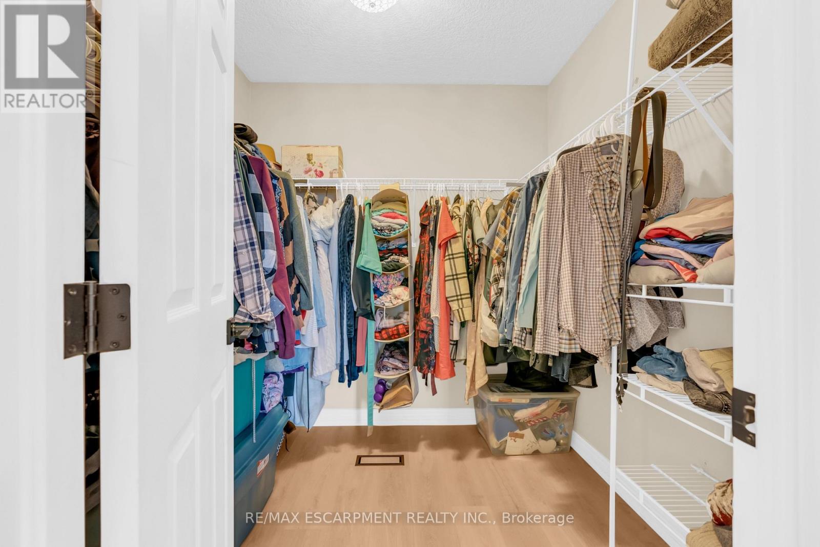 186 Southbrook Drive, Hamilton, ON photo 33