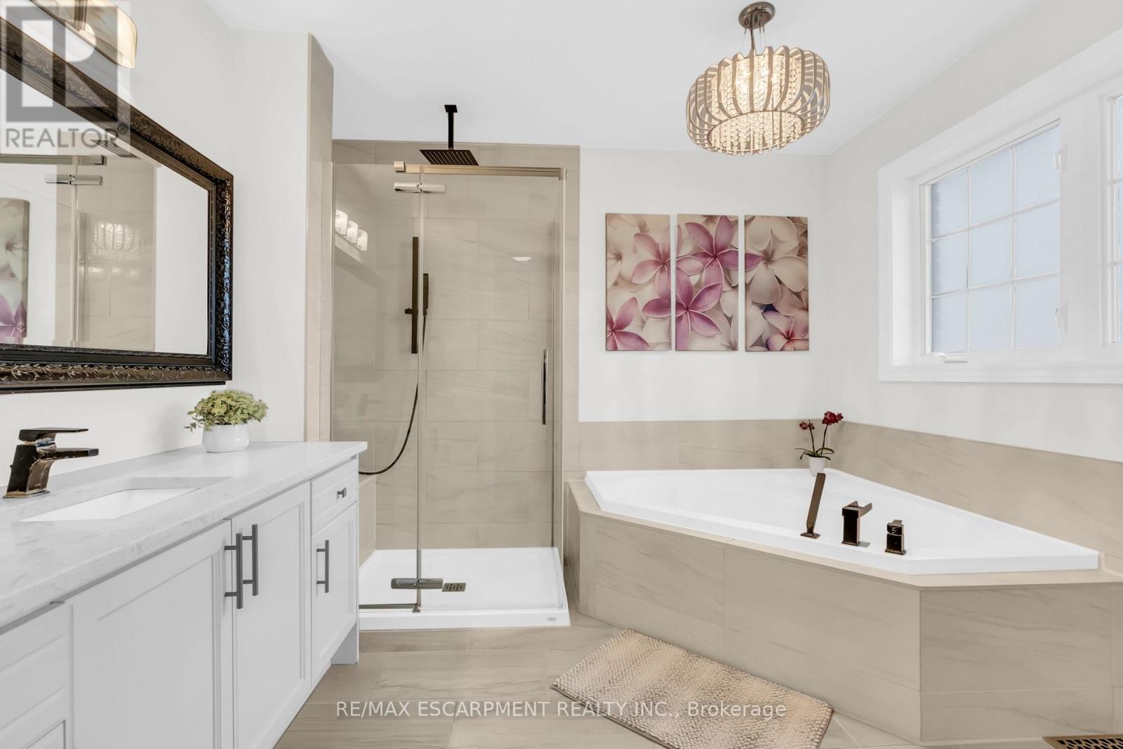 186 Southbrook Drive, Hamilton, ON photo 34