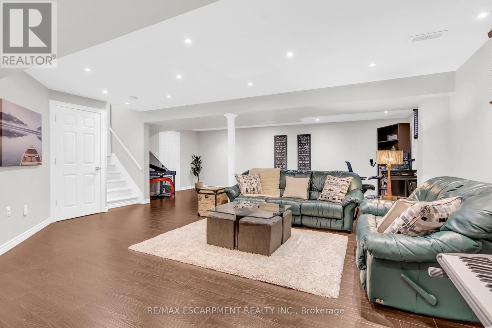 186 Southbrook Drive, Hamilton, ON photo 41
