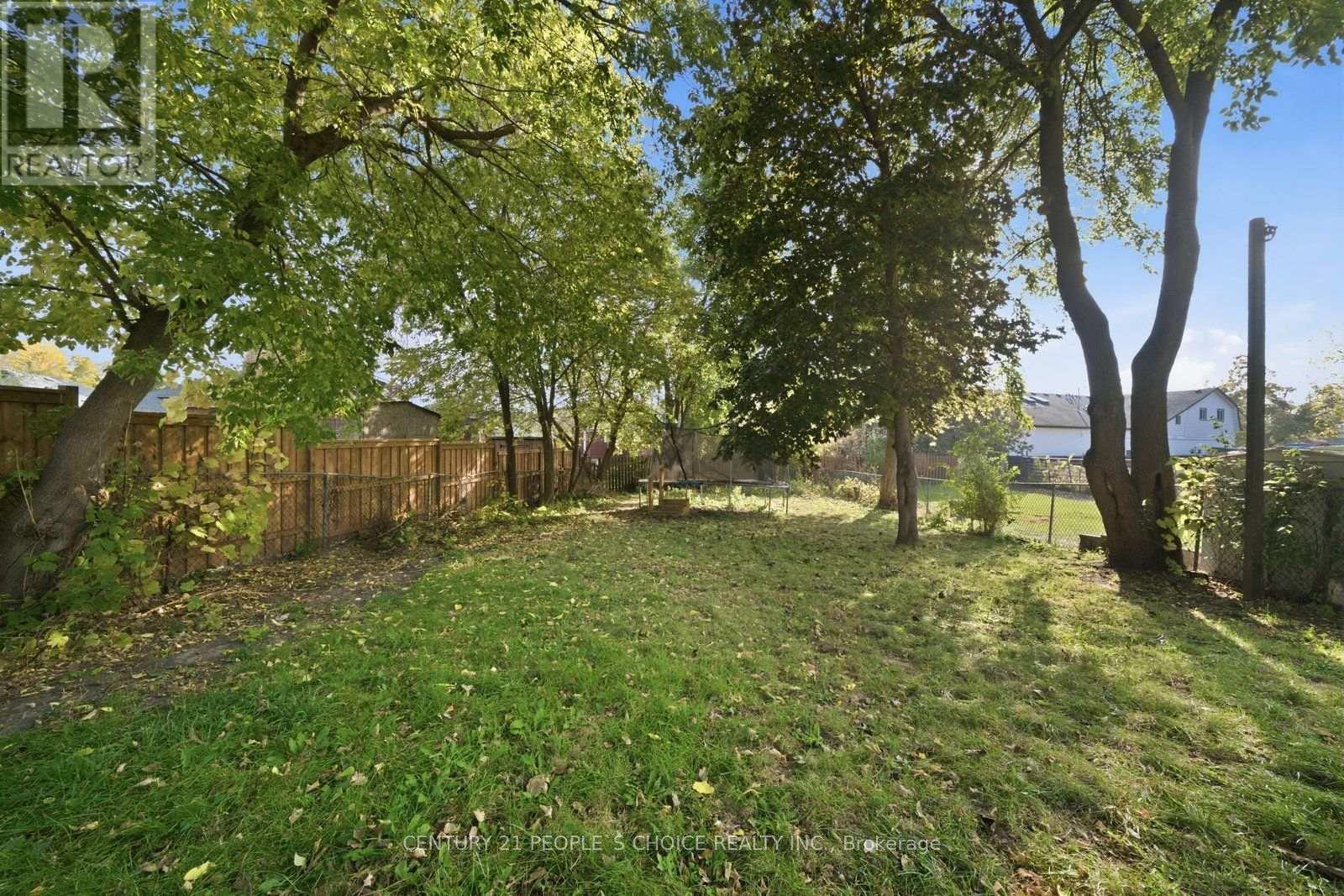 259 West Street, Brantford, ON photo 34