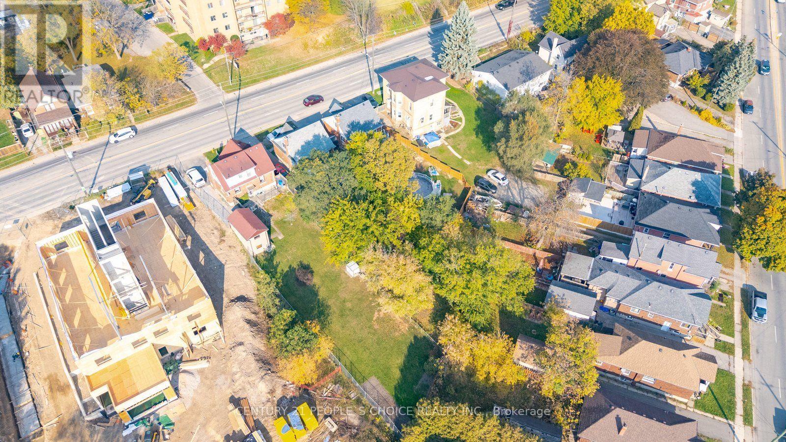 259 West Street, Brantford, ON photo 42