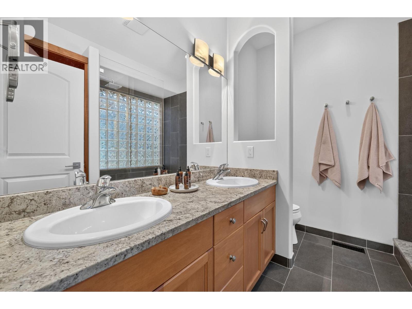  4539 Gallaghers Edgewood Drive, Kelowna