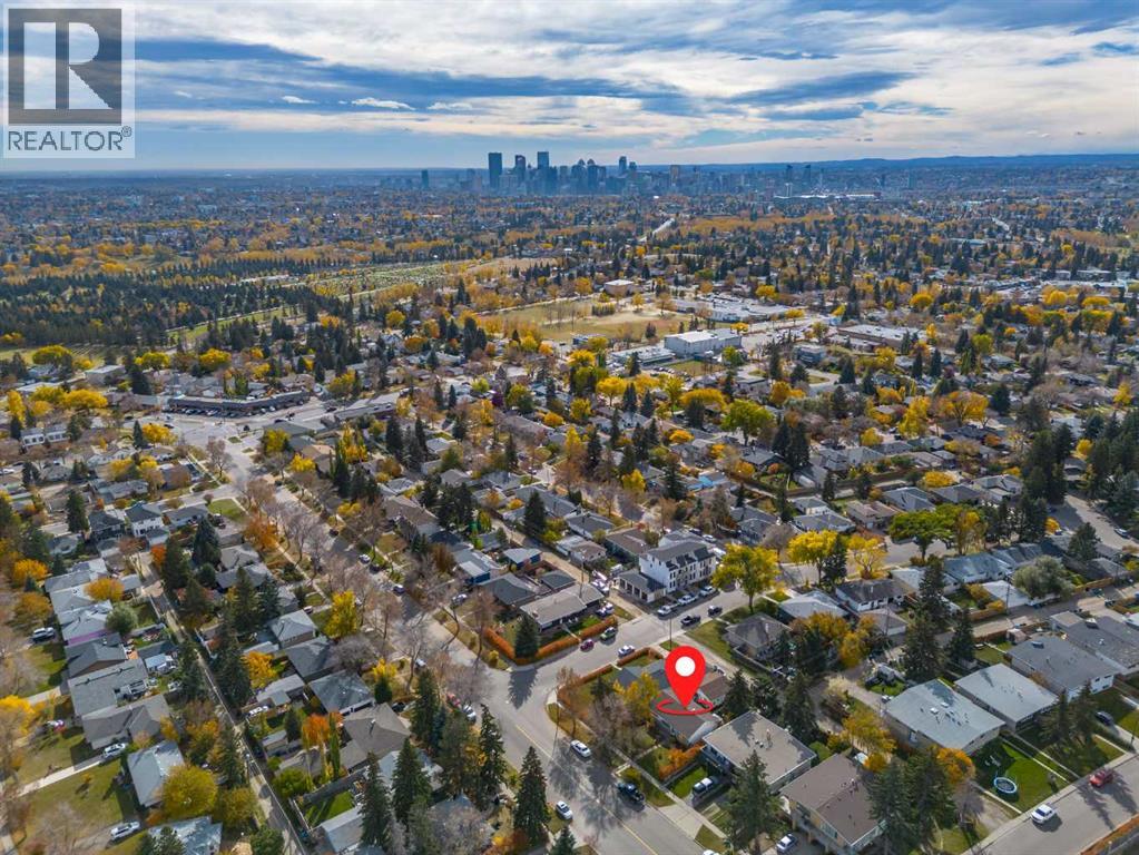 1243 40 Avenue NW photo 31