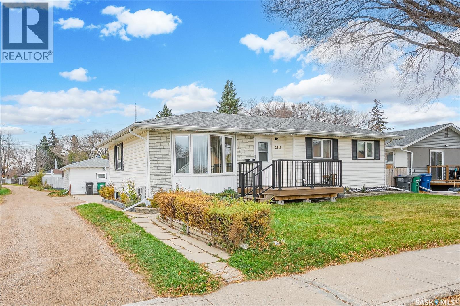 2711 Rusholme ROAD, Saskatoon — photo 2