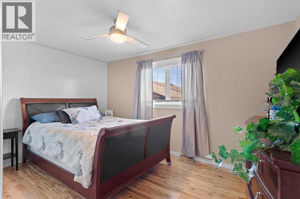 5225 48 Street, photo 16 of 39