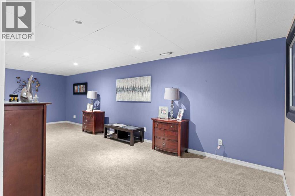 5225 48 Street, photo 22 of 39