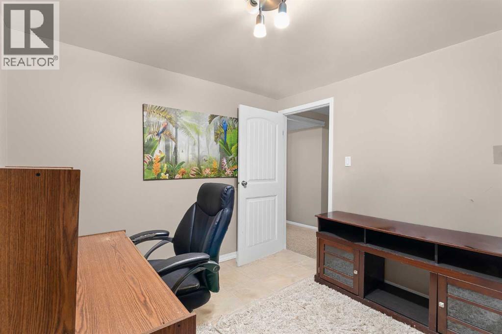 5225 48 Street, photo 24 of 39