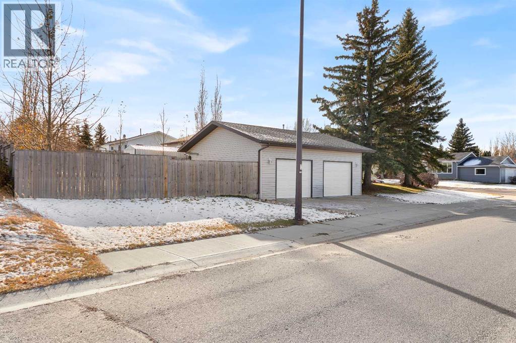 5225 48 Street, photo 39 of 39