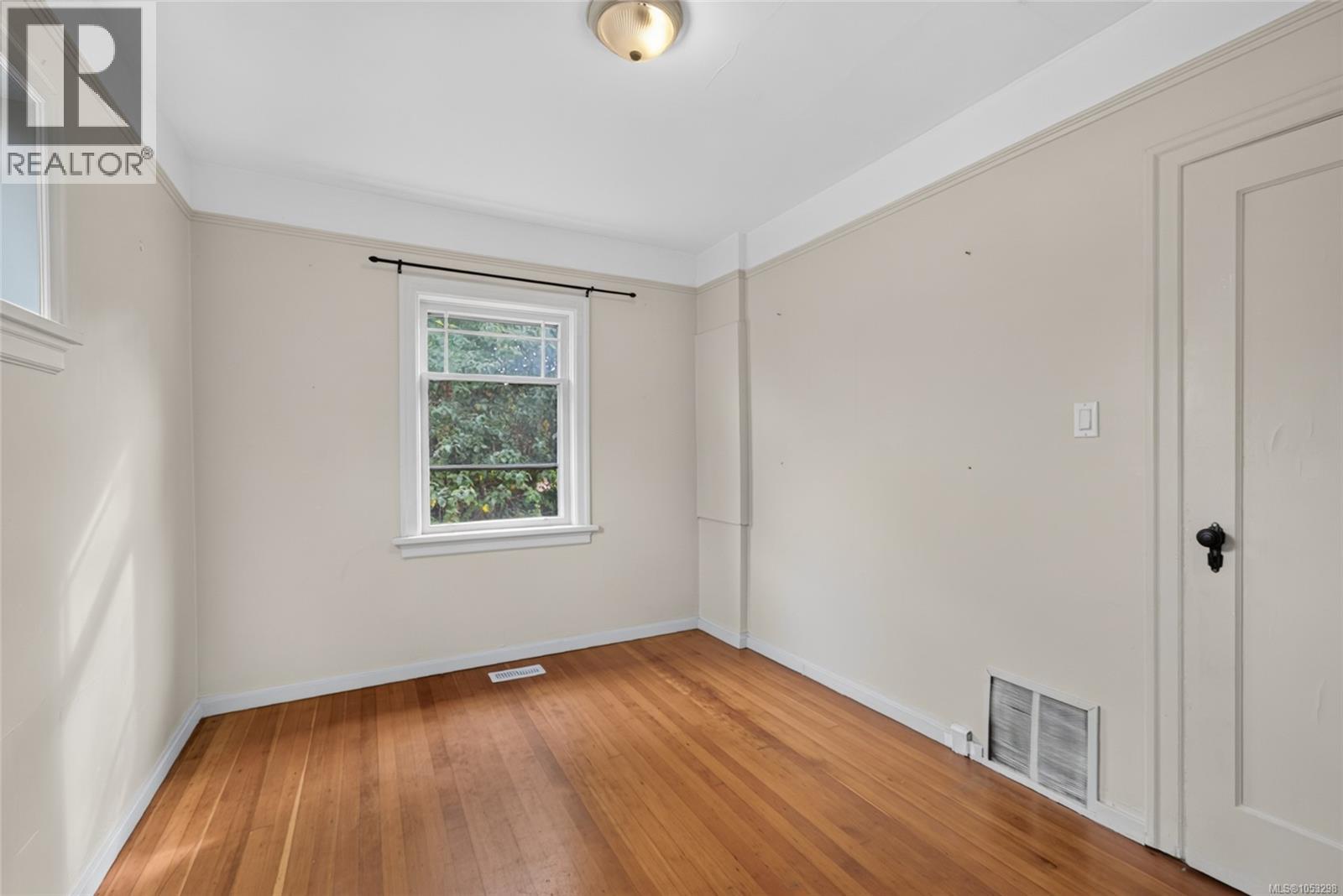  3219 RUTLEDGE Street, Saanich