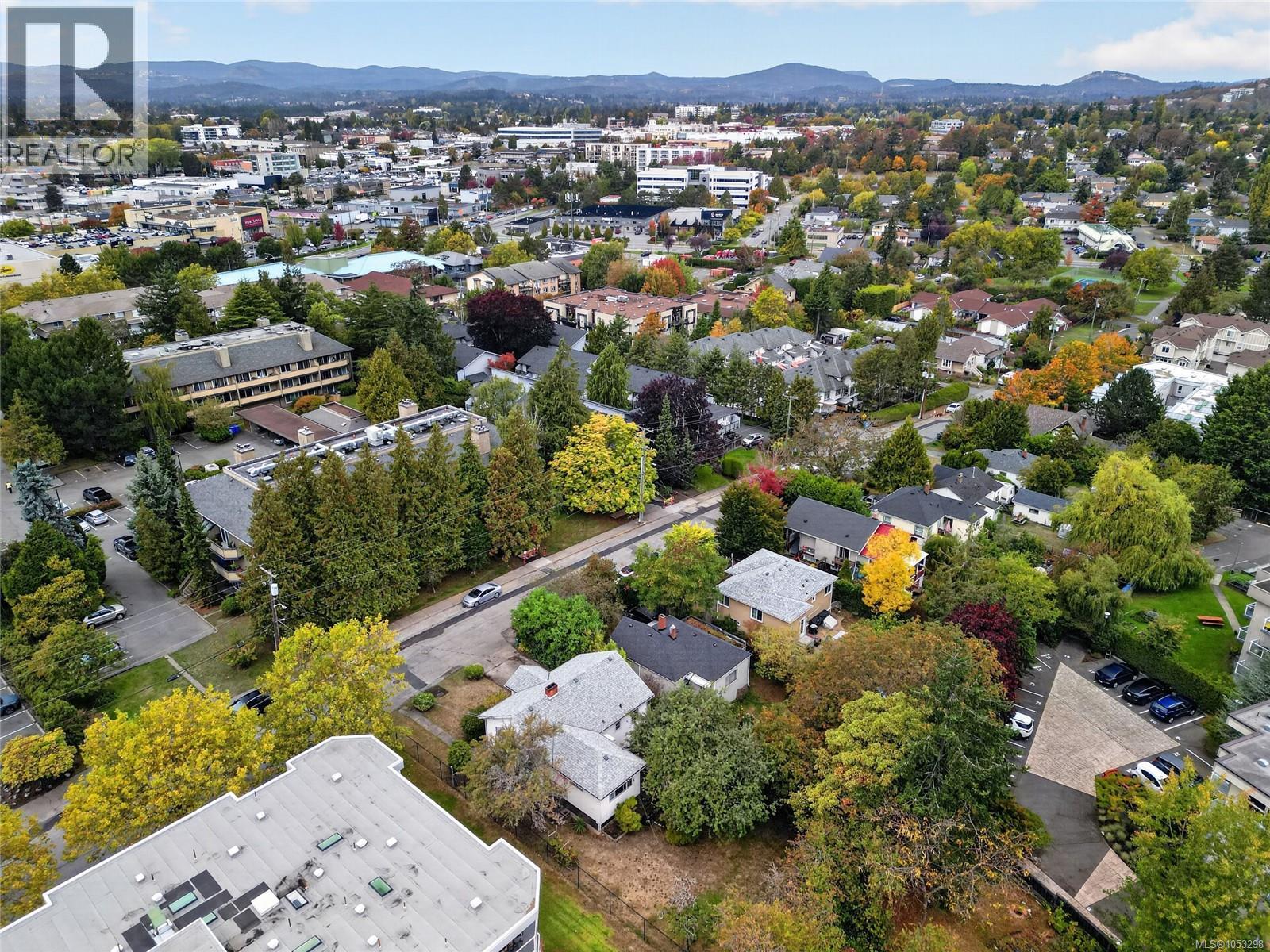  3219 RUTLEDGE Street, Saanich