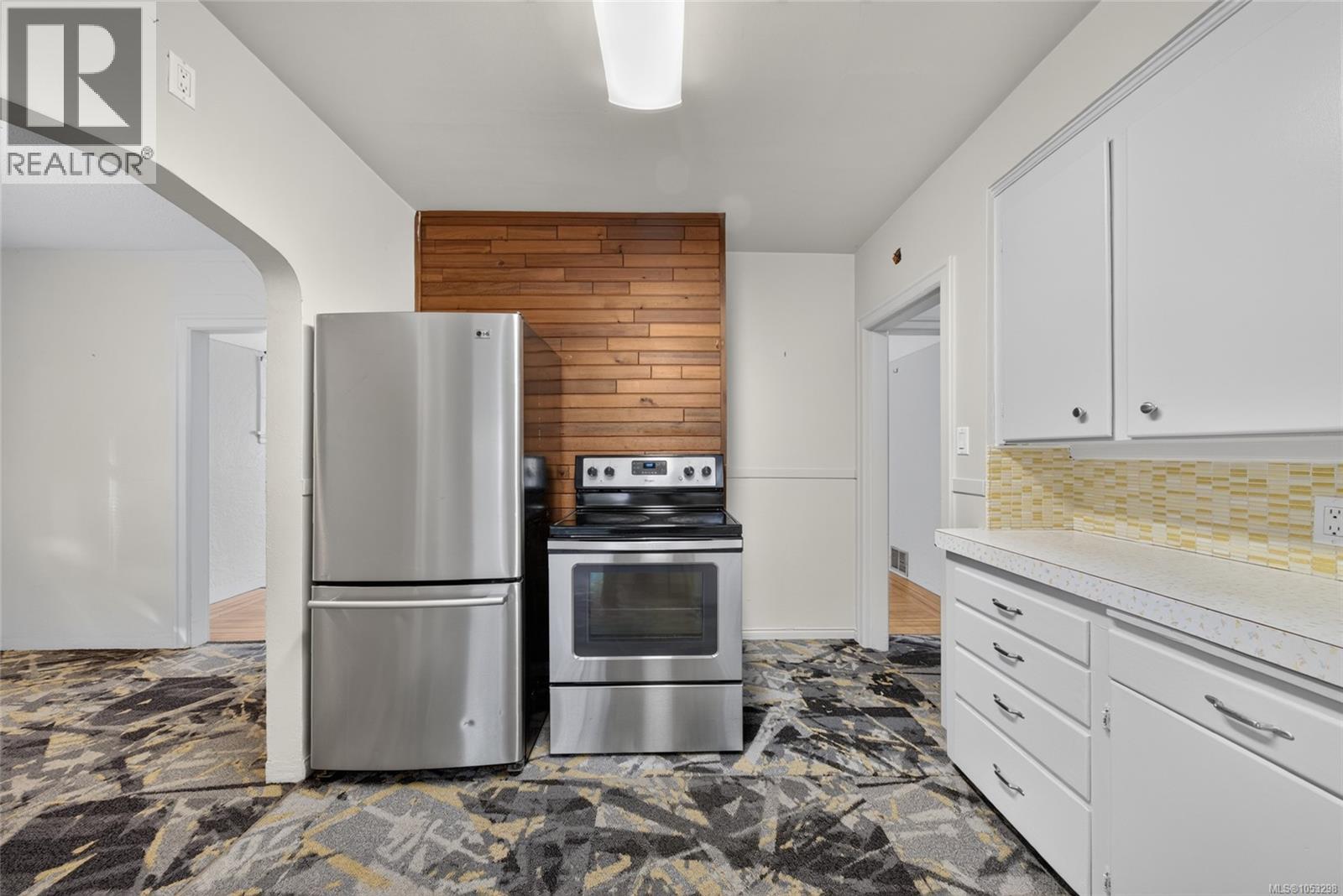  3219 RUTLEDGE Street, Saanich