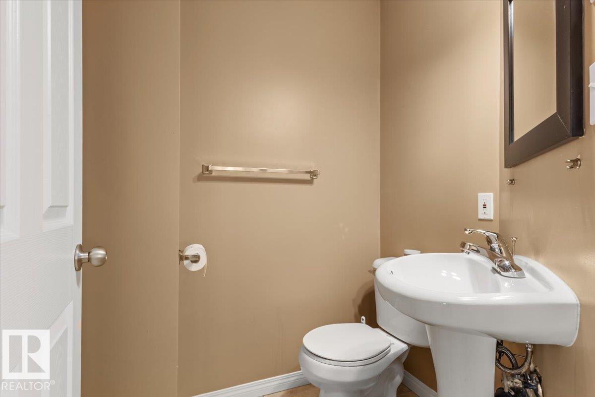 Property photograph 8 for MLS E4514478