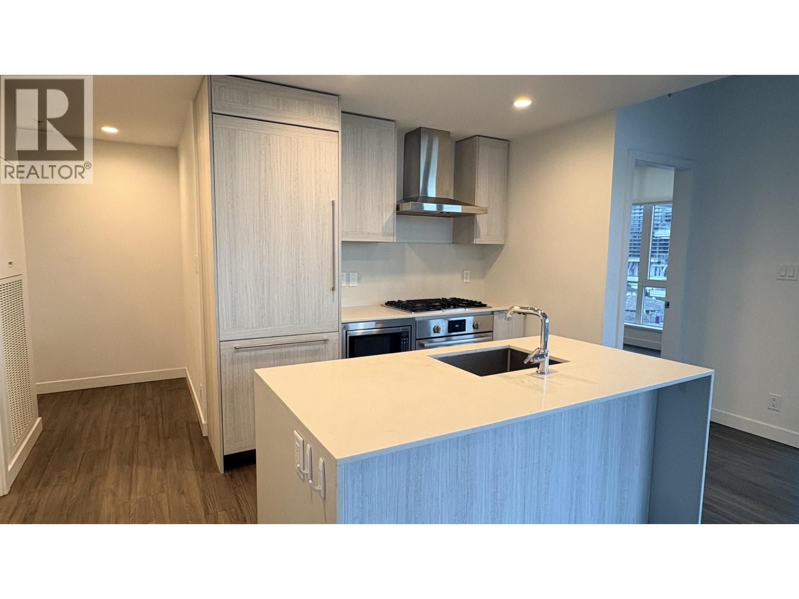 1104 2311 Beta Avenue, Burnaby — photo 2