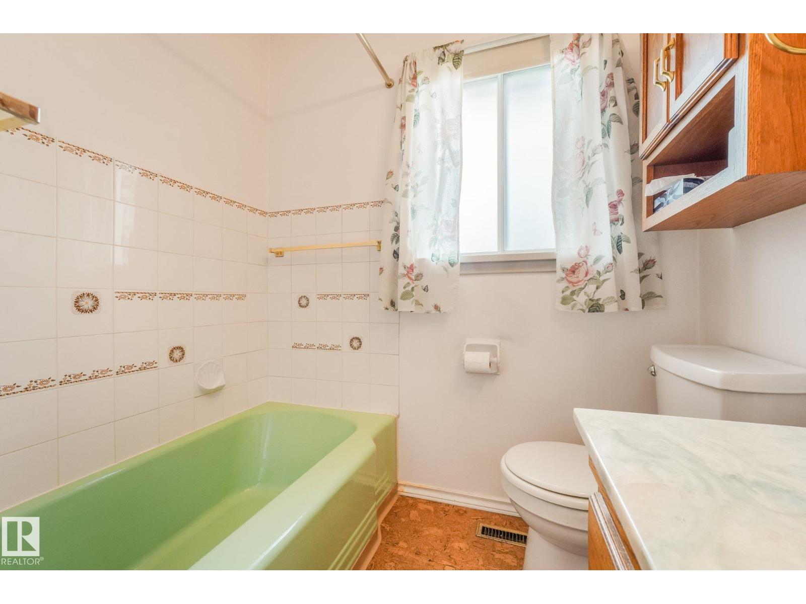 Property photograph 23 for MLS E4514553