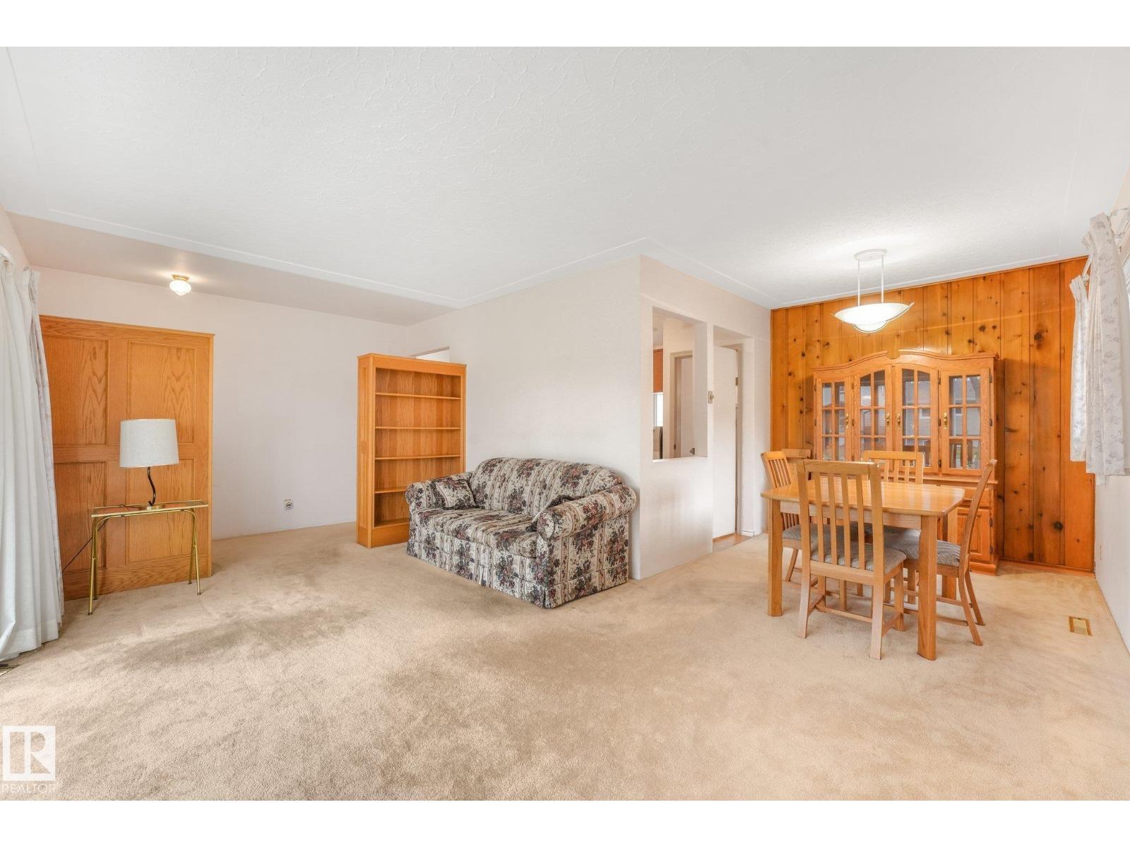 Property photograph 9 for MLS E4514553