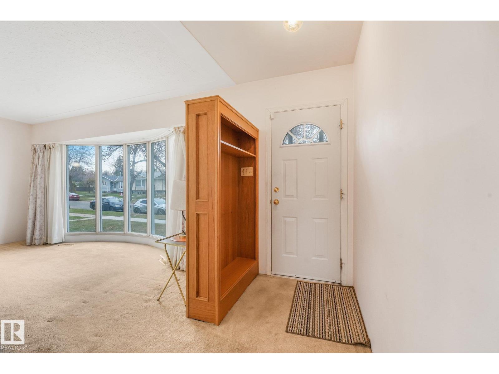Property photograph 5 for MLS E4514553