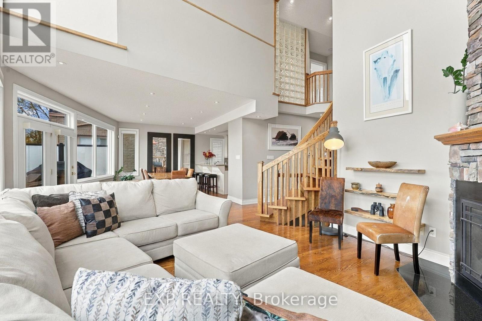 220 River Road, Wasaga Beach photo 14