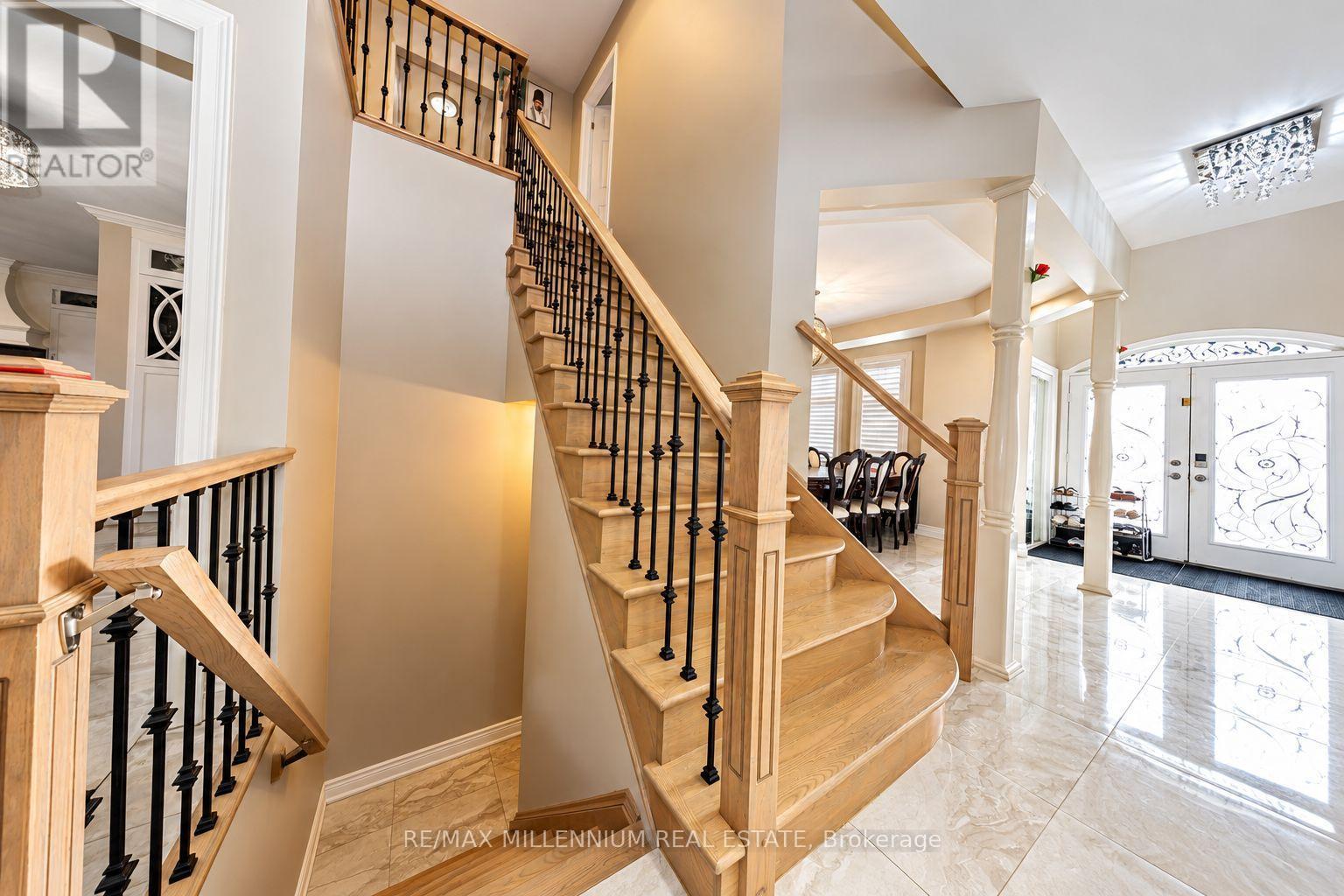 3 Cogswell Crescent, Brampton, ON photo 16