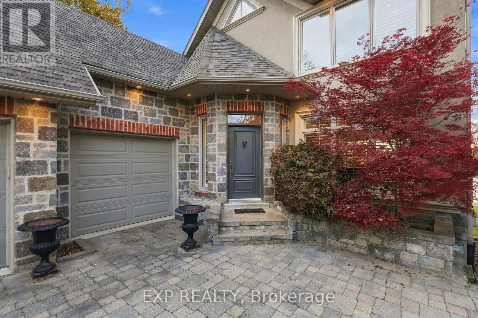 220 River Road, Wasaga Beach photo 3