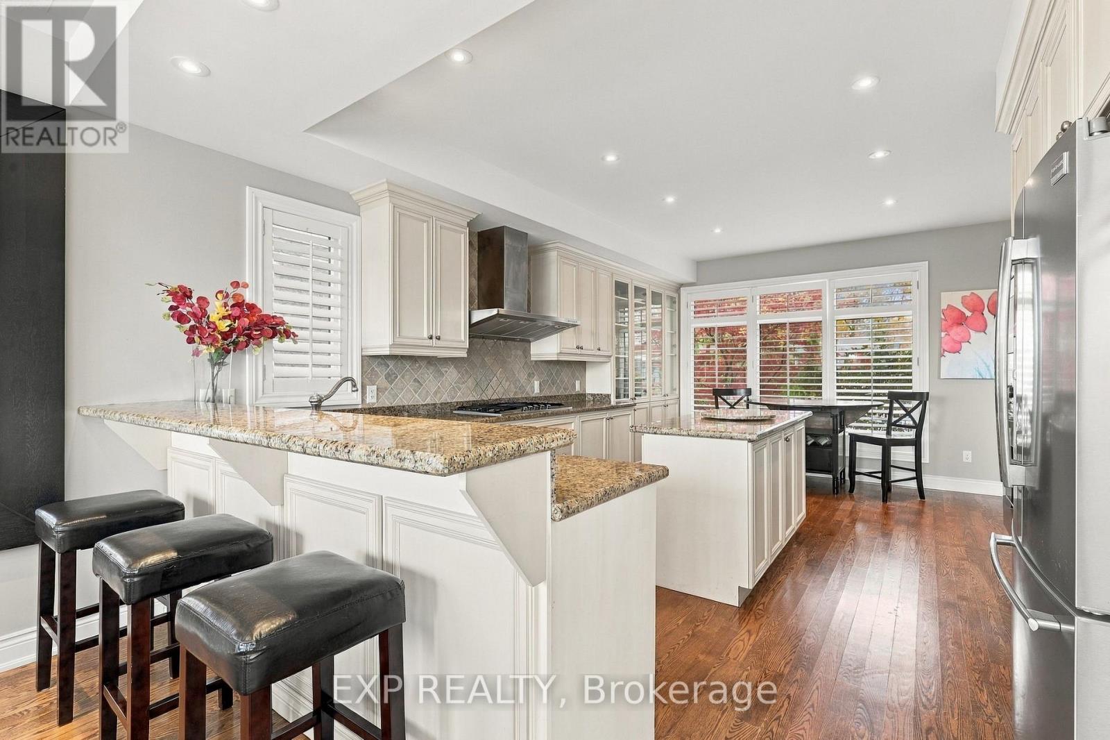 220 River Road, Wasaga Beach photo 8