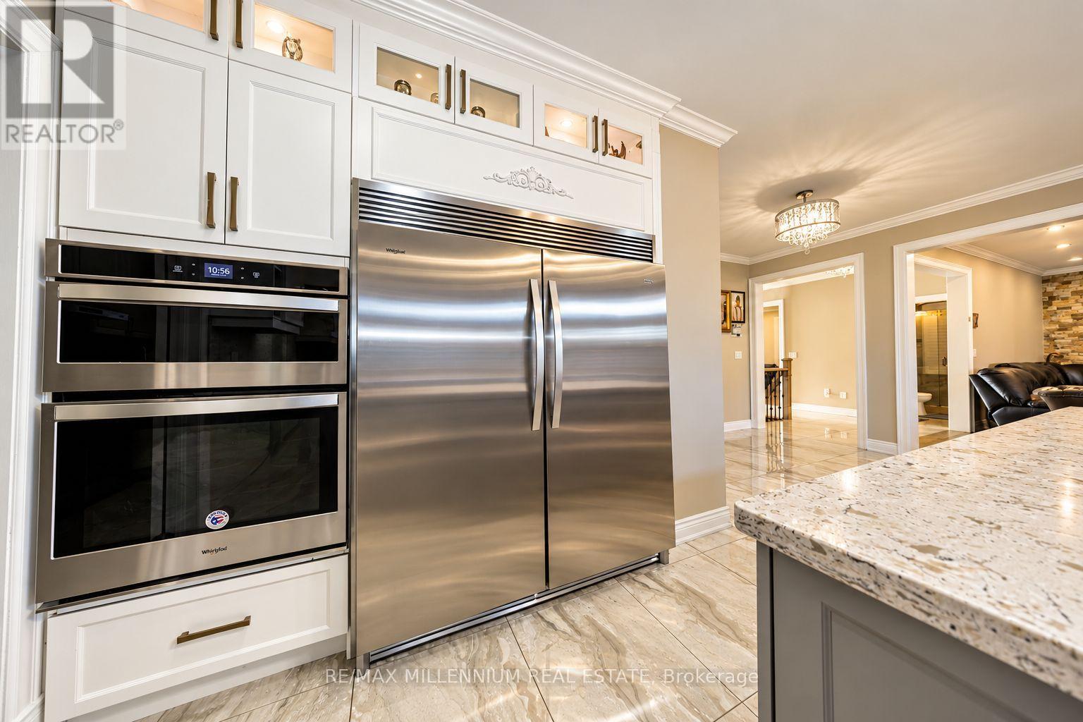 3 Cogswell Crescent, Brampton, ON photo 14