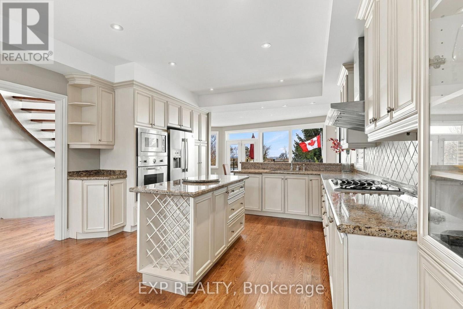 220 River Road, Wasaga Beach photo 6