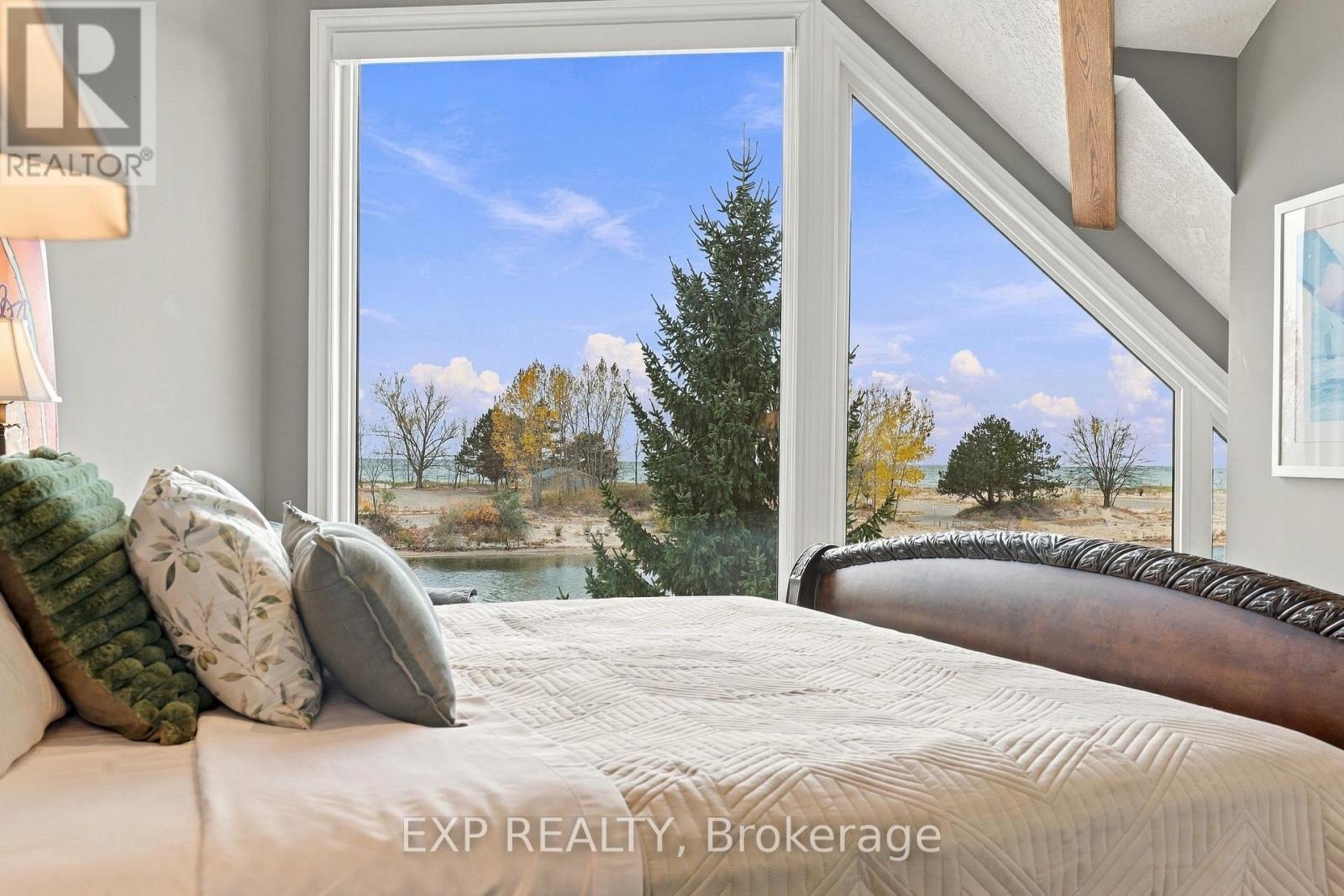 220 River Road, Wasaga Beach photo 26